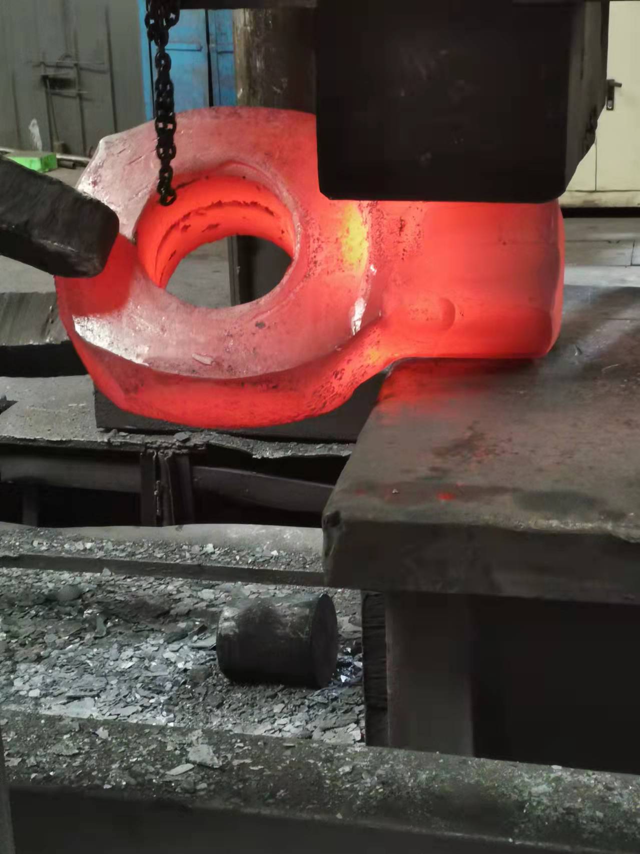 ຜົນ​ກະ​ທົບ​ຂອງ​ຜະ​ລິດ​ຕະ​ພັນ forging ໃນ​ການ​ເດີນ​ທາງ​ເຮືອ​