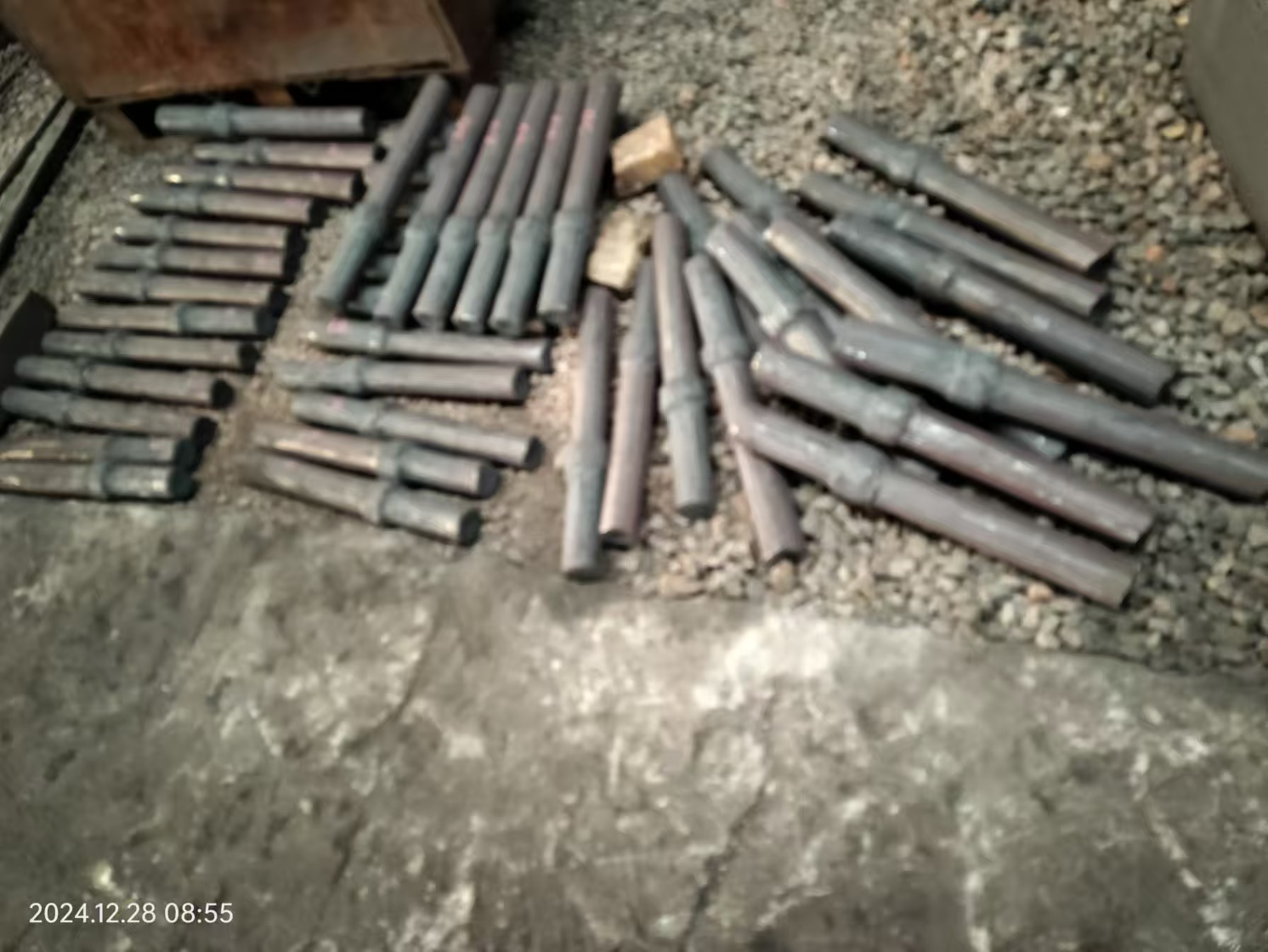 ຄວາມແຕກຕ່າງລະຫວ່າງຂັ້ນຕອນການຫລໍ່ແລະການປອມແປງຂອງຂະບວນການຂອງ crusher harmers ໄດ້ແນວໃດ?